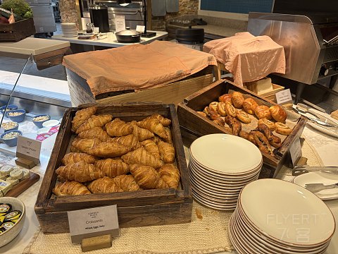 【首评】伦敦 Lincoln Plaza Curio：设计感十足的金丝雀码头精品酒店