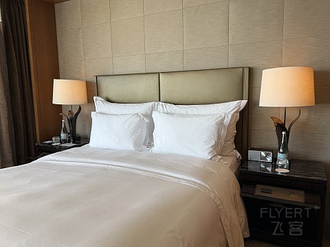 香港麗思卡爾頓維港海景大床房寫意入住