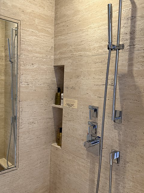 香港麗思卡爾頓維港海景大床房寫意入住