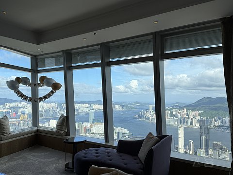 香港麗思卡爾頓維港海景大床房寫意入住