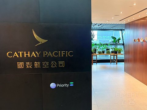 云端初遇国泰：上海浦东-越南胡志明市，国泰航空商务舱体验（CX361/CX769）