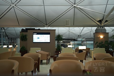 Fly Better—香港/曼谷阿联酋航空A388商务舱飞行体验