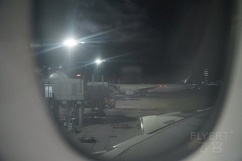 Fly Better—香港/曼谷阿联酋航空A388商务舱飞行体验