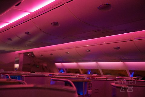 Fly Better—香港/曼谷阿联酋航空A388商务舱飞行体验