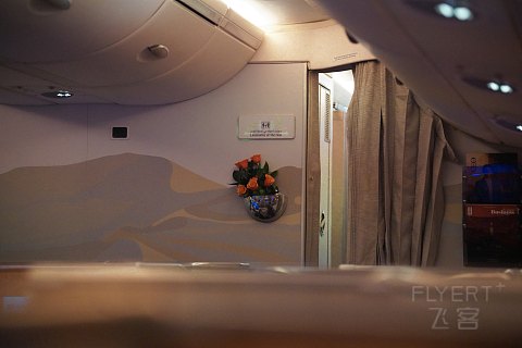 Fly Better—香港/曼谷阿联酋航空A388商务舱飞行体验