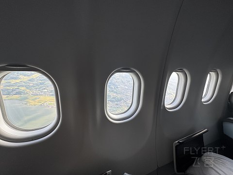 [夏威夷美人携手阿拉斯加老头从西雅图飞向东京]-HA823阿拉斯加航空跨洋洲际公务舱首发