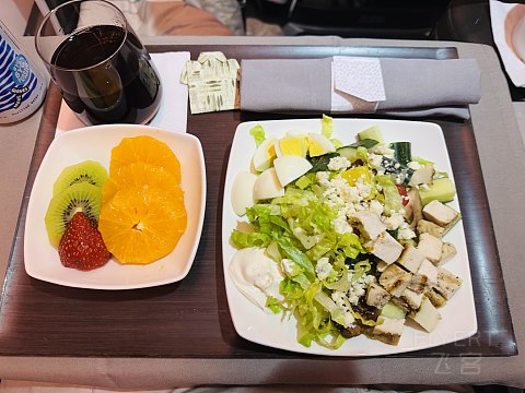 [夏威夷美人携手阿拉斯加老头从西雅图飞向东京]-HA823阿拉斯加航空跨洋洲际公务舱首发