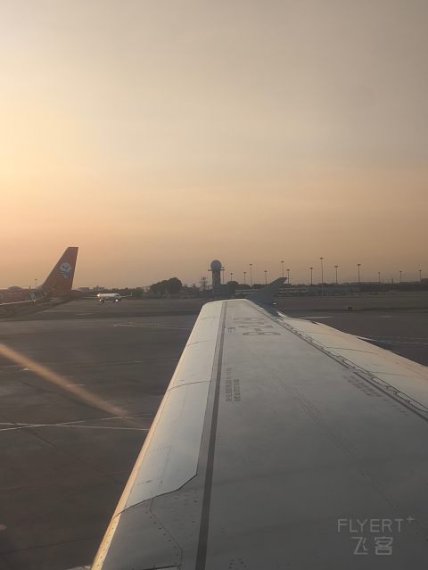 MU老年321，精品热正PEK出。-中国东方航空 MU5122 PEK-SHA 空客A321-200 经济舱