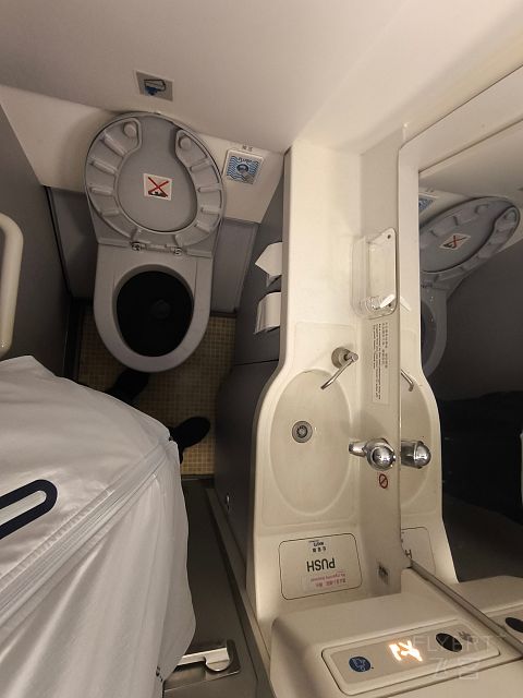 MU老年321，精品热正PEK出。-中国东方航空 MU5122 PEK-SHA 空客A321-200 经济舱