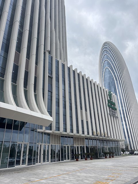 不是首发-十一入住邢台泉城礼堂假日