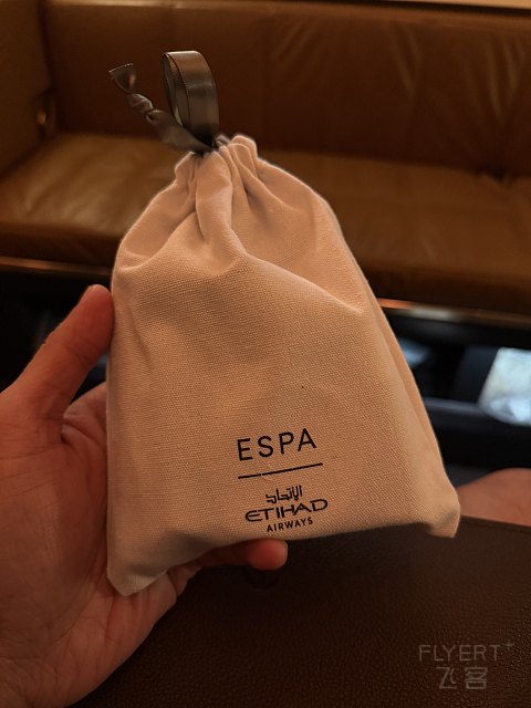 嚇, 搭頭等公寓被這樣搞! 阿提哈德航空 EY499 SIN-AUH First Apartment 飛行報告