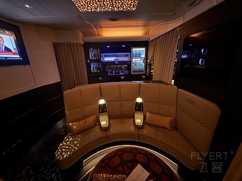 嚇, 搭頭等公寓被這樣搞! 阿提哈德航空 EY499 SIN-AUH First Apartment 飛行報告