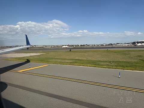 机场堵飞机｜达美航空DL2339 LGA-MIA B737-900ER头等舱体验
