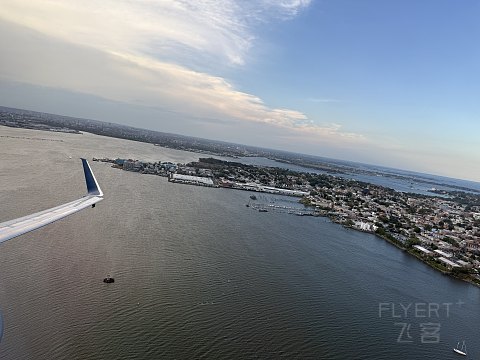 机场堵飞机｜达美航空DL2339 LGA-MIA B737-900ER头等舱体验