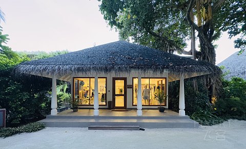 果冻海•耀珍珠|马尔代夫米莱度岛度假酒店(Milaidhoo Maldives)泳池水屋及沙屋全体验