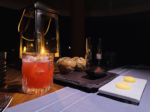 果冻海•耀珍珠|马尔代夫米莱度岛度假酒店(Milaidhoo Maldives)泳池水屋及沙屋全体验