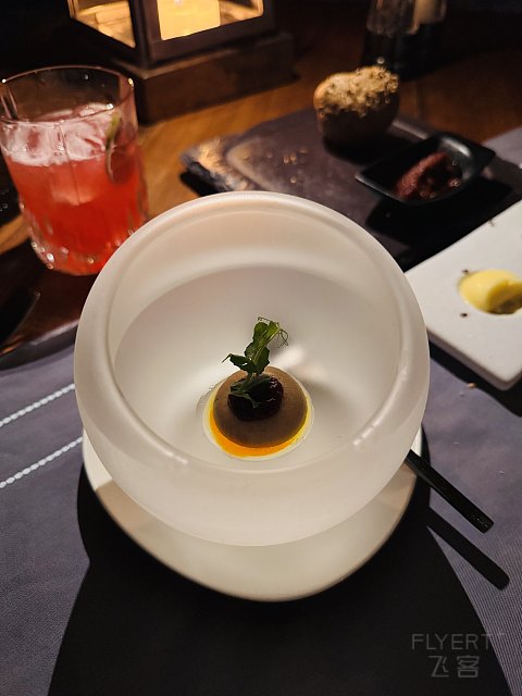 果冻海•耀珍珠|马尔代夫米莱度岛度假酒店(Milaidhoo Maldives)泳池水屋及沙屋全体验