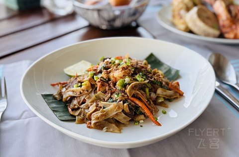 果冻海•耀珍珠|马尔代夫米莱度岛度假酒店(Milaidhoo Maldives)泳池水屋及沙屋全体验