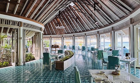 果冻海•耀珍珠|马尔代夫米莱度岛度假酒店(Milaidhoo Maldives)泳池水屋及沙屋全体验
