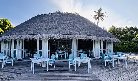 果冻海•耀珍珠|马尔代夫米莱度岛度假酒店(Milaidhoo Maldives)泳池水屋及沙屋全体验