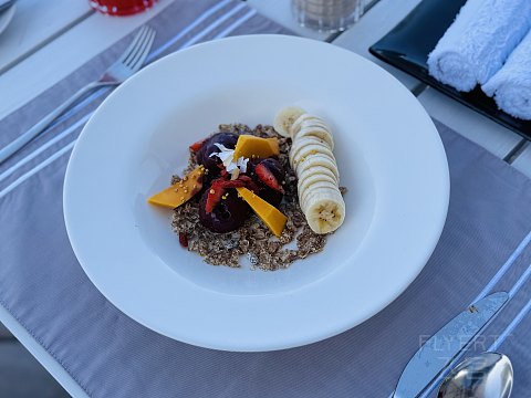 果冻海•耀珍珠|马尔代夫米莱度岛度假酒店(Milaidhoo Maldives)泳池水屋及沙屋全体验
