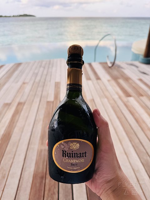 果冻海•耀珍珠|马尔代夫米莱度岛度假酒店(Milaidhoo Maldives)泳池水屋及沙屋全体验
