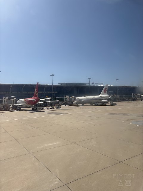 解锁昆明航空超级经济舱飞行