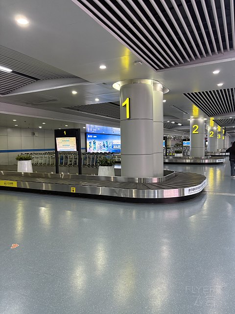 解锁昆明航空超级经济舱飞行