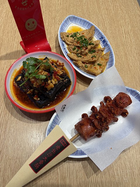 解锁昆明航空超级经济舱飞行