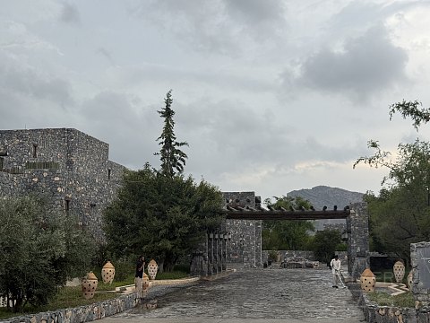 今年的C7灵魂归宿——阿曼ALILA.JABAL AKHDAR