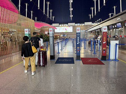 国庆第三天｜日本航空777商务舱（头等舱座位）深度体验测评