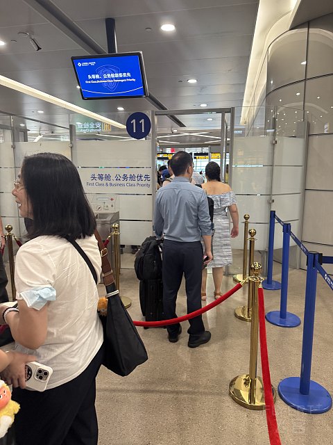 国庆第三天｜日本航空777商务舱（头等舱座位）深度体验测评