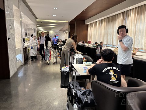 国庆第三天｜日本航空777商务舱（头等舱座位）深度体验测评