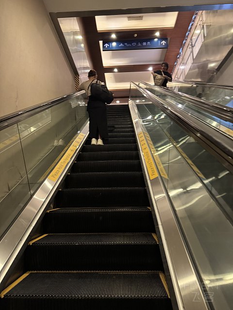 国庆第三天｜日本航空777商务舱（头等舱座位）深度体验测评