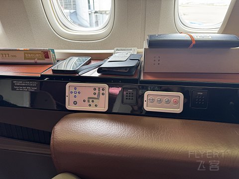 国庆第三天｜日本航空777商务舱（头等舱座位）深度体验测评