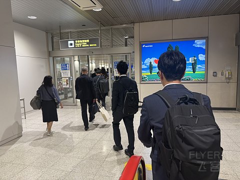 国庆第三天｜日航A350-900 Class J超级经济舱深度测评
