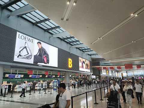 上海奶航，吉祥梦想。-吉祥航空 HO1885 SHA-SZX 波音787-9 经济舱