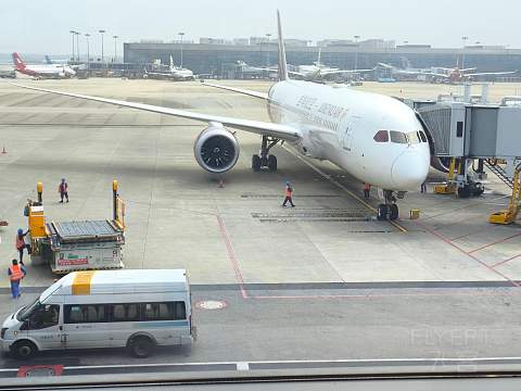 上海奶航，吉祥梦想。-吉祥航空 HO1885 SHA-SZX 波音787-9 经济舱