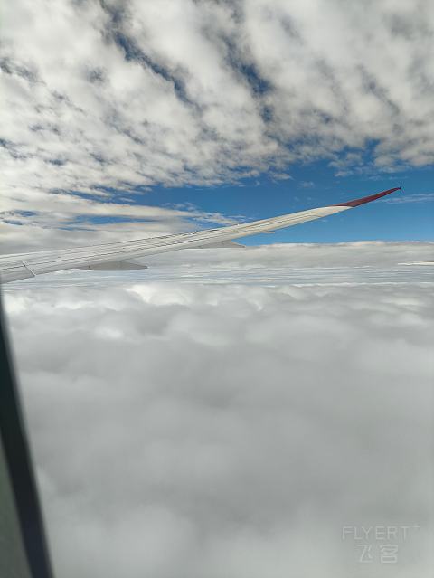 上海奶航，吉祥梦想。-吉祥航空 HO1885 SHA-SZX 波音787-9 经济舱
