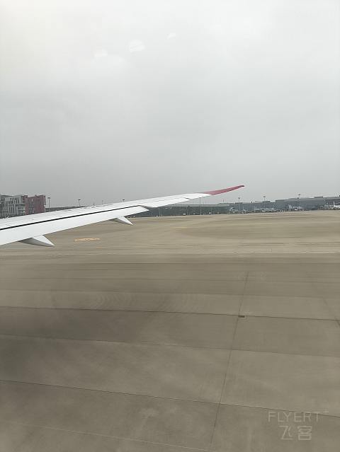 上海奶航，吉祥梦想。-吉祥航空 HO1885 SHA-SZX 波音787-9 经济舱
