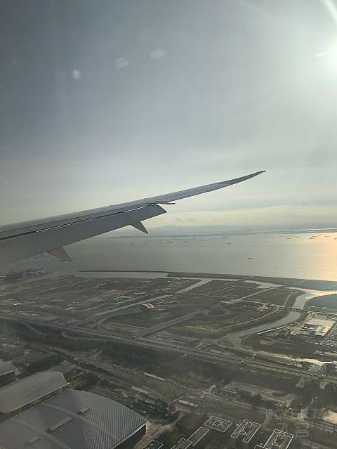 上海奶航，吉祥梦想。-吉祥航空 HO1885 SHA-SZX 波音787-9 经济舱