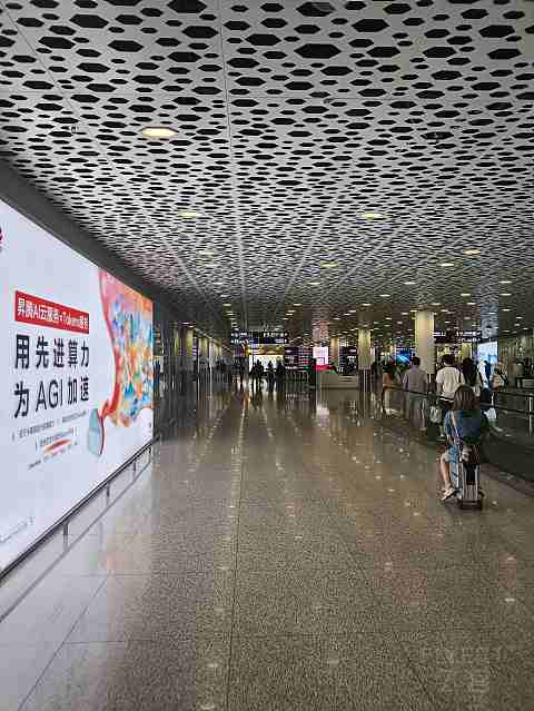 上海奶航，吉祥梦想。-吉祥航空 HO1885 SHA-SZX 波音787-9 经济舱