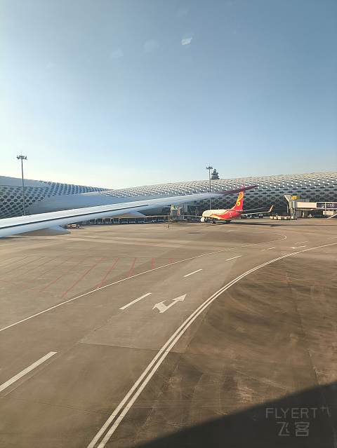 上海奶航，吉祥梦想。-吉祥航空 HO1885 SHA-SZX 波音787-9 经济舱