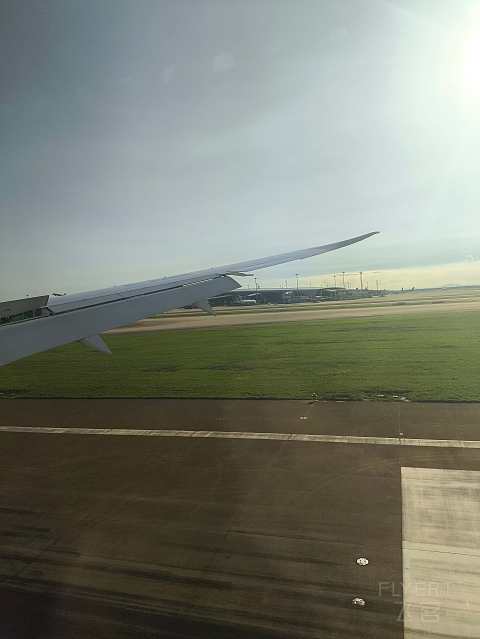 上海奶航，吉祥梦想。-吉祥航空 HO1885 SHA-SZX 波音787-9 经济舱
