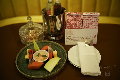 不拘一格的大胆欧式—曼谷The Standard酒店潮聚套房及餐饮体验