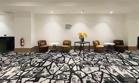 从容自若•理想之地|吉隆坡机场旁雪邦假日酒店(Holiday Inn Sepang)入住体验