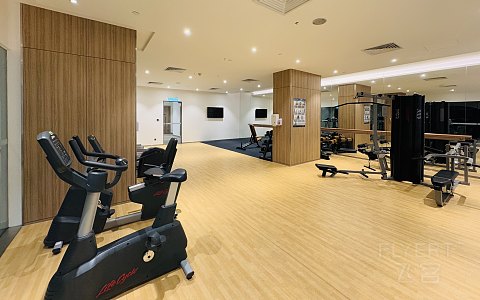 从容自若•理想之地|吉隆坡机场旁雪邦假日酒店(Holiday Inn Sepang)入住体验