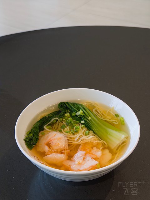 菲律宾航空商务舱 MNL-RUH-MNL-PVG 菲律宾航空商务舱 MNL-RUH-MNL-PVG