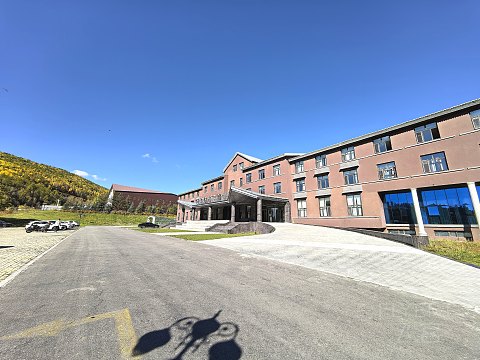 东北追秋大环线！Day3：从草原到森林，阿尔山白狼峰格林东方