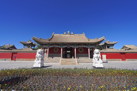 东北追秋大环线！Day2️⃣：融合满梦汉藏四族风格的贝子庙，宿东乌珠穆沁旗辽都酒店